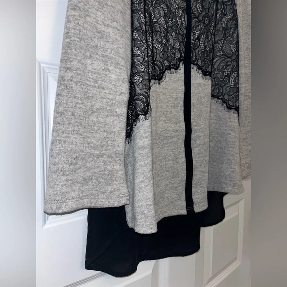 Gibson Latimer Women’s Sweater Black Gray Lace Size Large - Picture 3 of 7